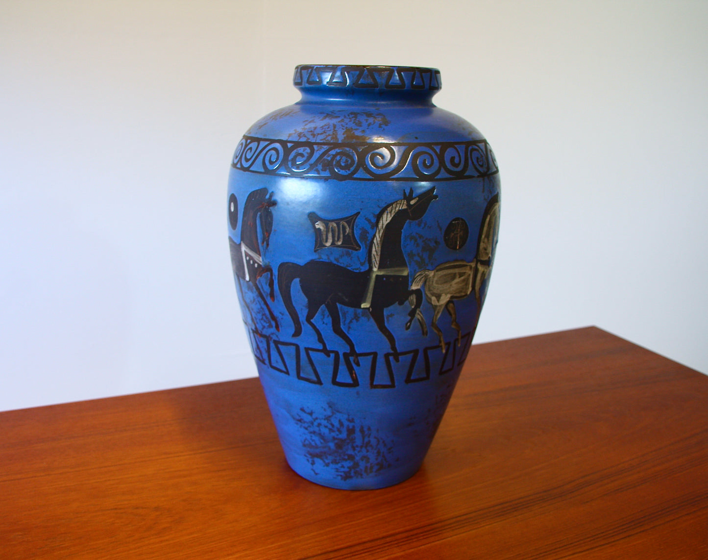 Hans Welling West German Pergamon Floor Vase for Ceramano 106/2