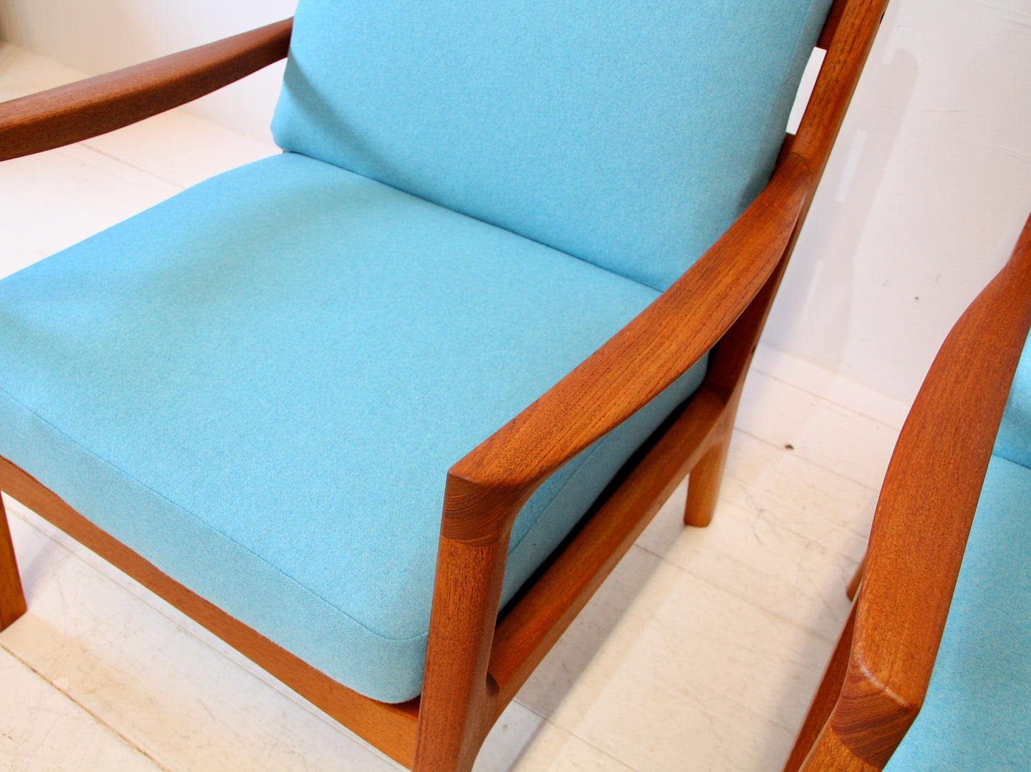 Ole Wanscher Senator Armchairs for France & Son FD166 - Blue