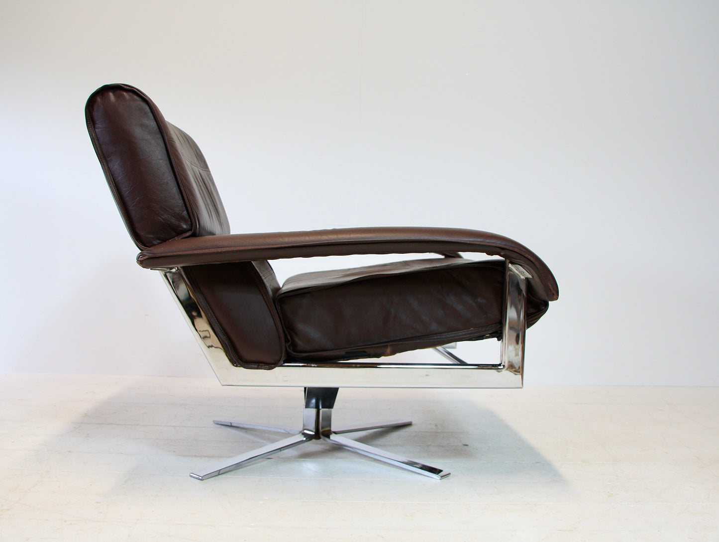 Pieff 'Gamma' Chrome & Leather Swivel Chair - c.1970
