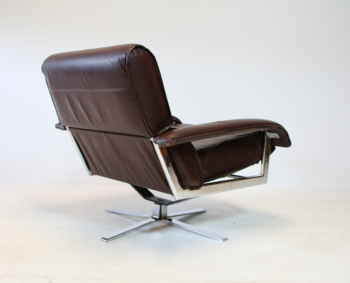 Pieff 'Gamma' Chrome & Leather Swivel Chair - c.1970