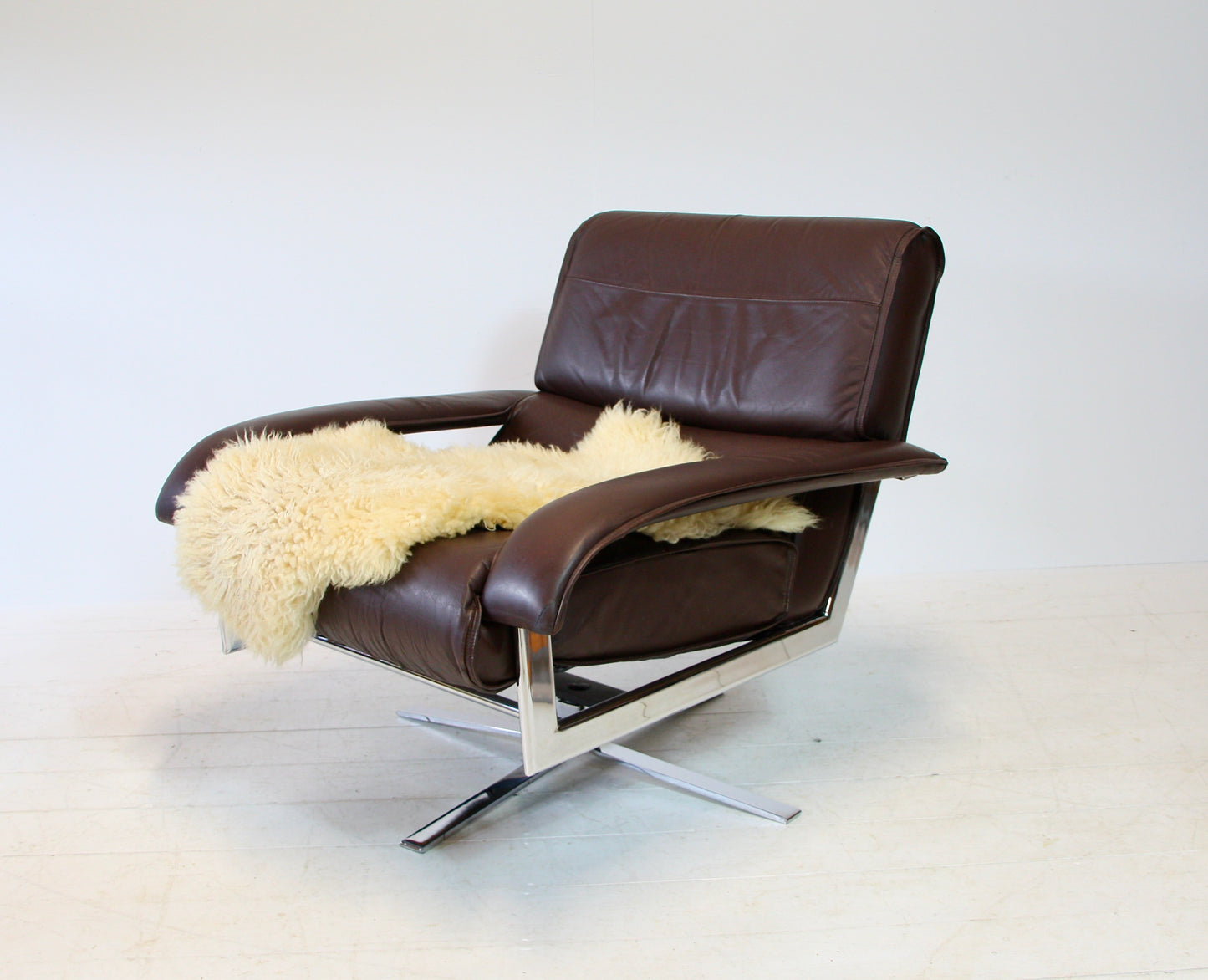 Pieff 'Gamma' Chrome & Leather Swivel Chair - c.1970