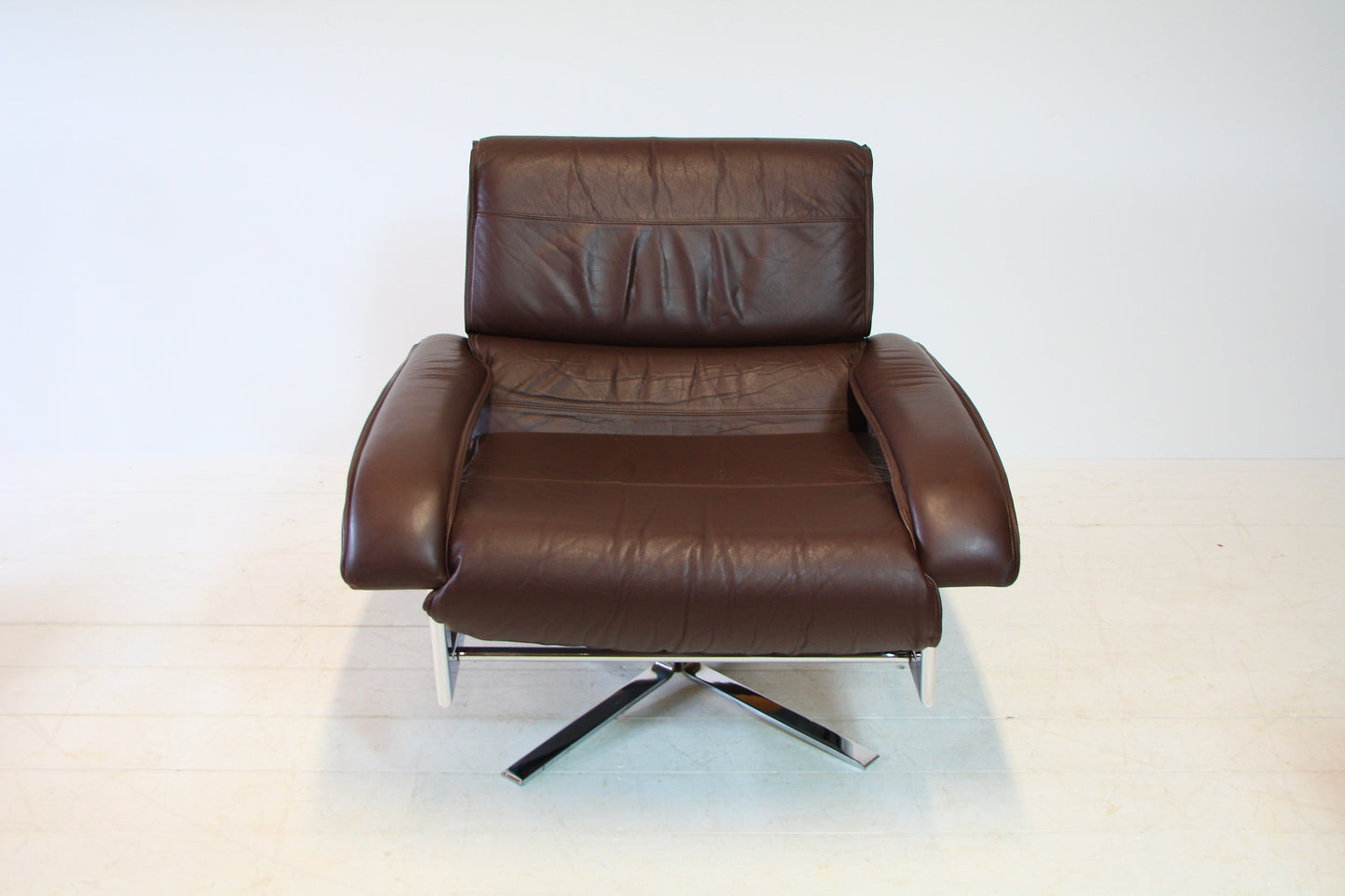 Pieff 'Gamma' Chrome & Leather Swivel Chair - c.1970