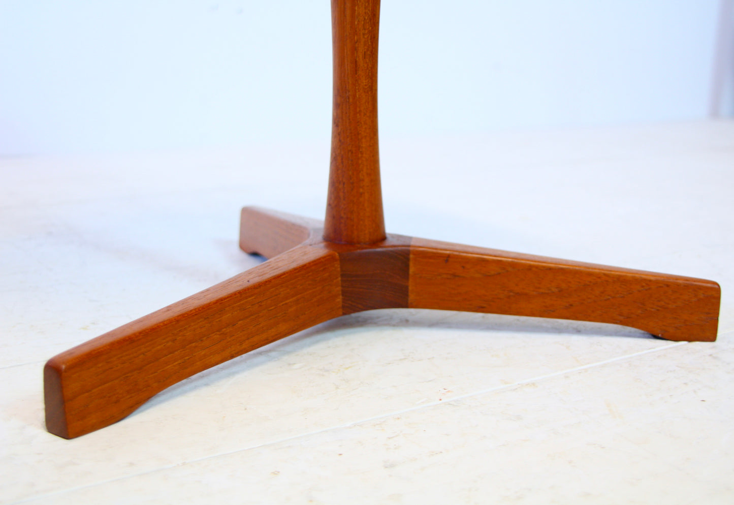 Hans C. Andersen Teak & Melamine Pedestal Side Table by Artex c.1960