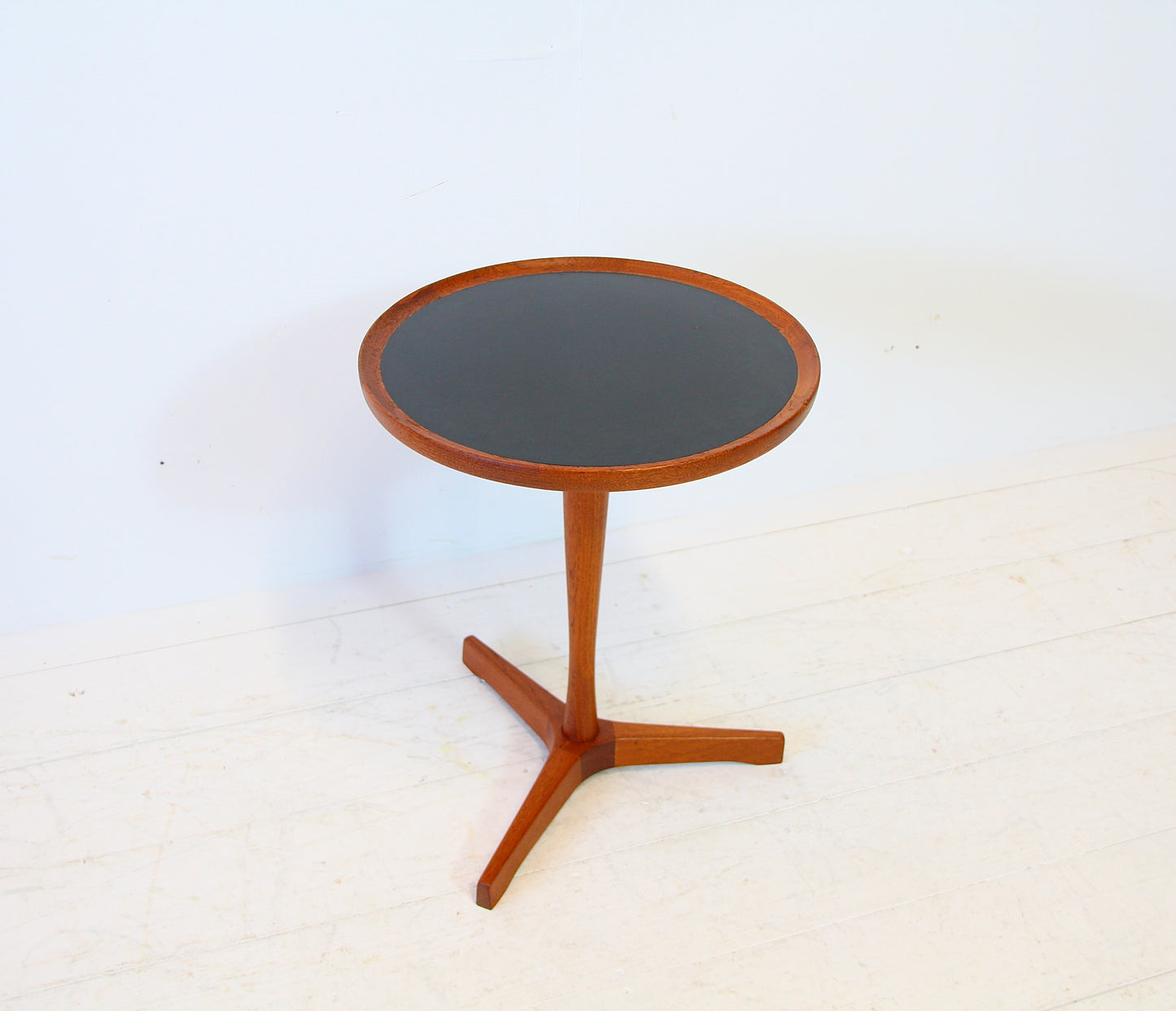 Hans C. Andersen Teak & Melamine Pedestal Side Table by Artex c.1960