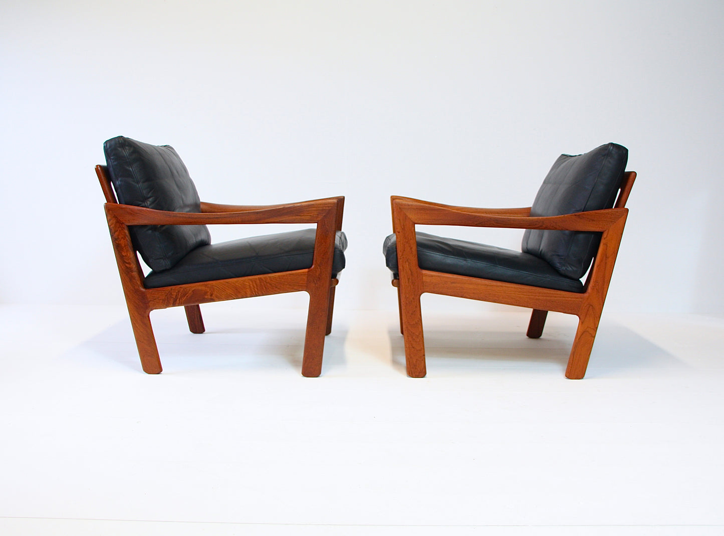 Illum Wikkelso Teak & Leather Armchairs - Denmark 1962