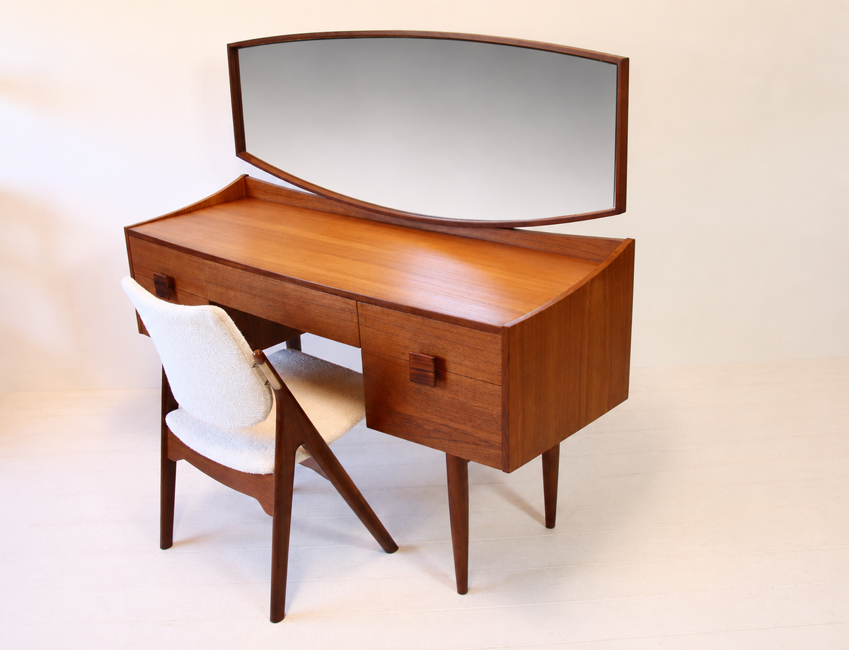Mid Century Dressing Table by Kofod Larsen for G Plan c.1960
