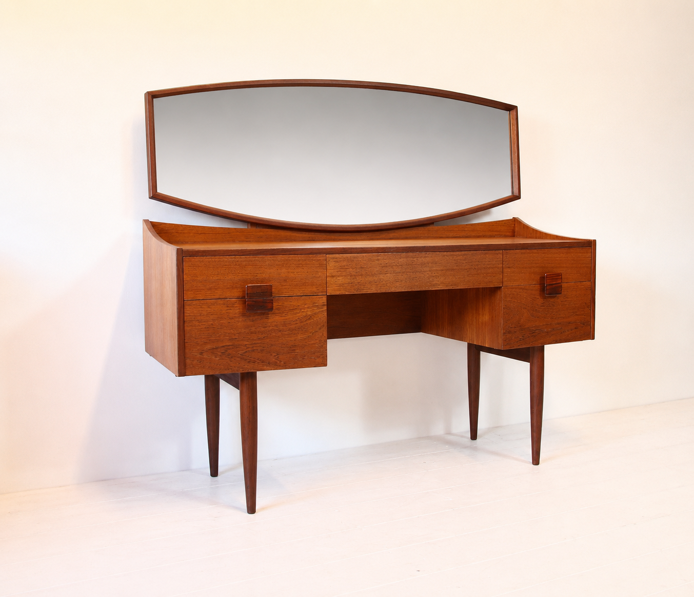 Mid Century Dressing Table by Kofod Larsen for G Plan c.1960