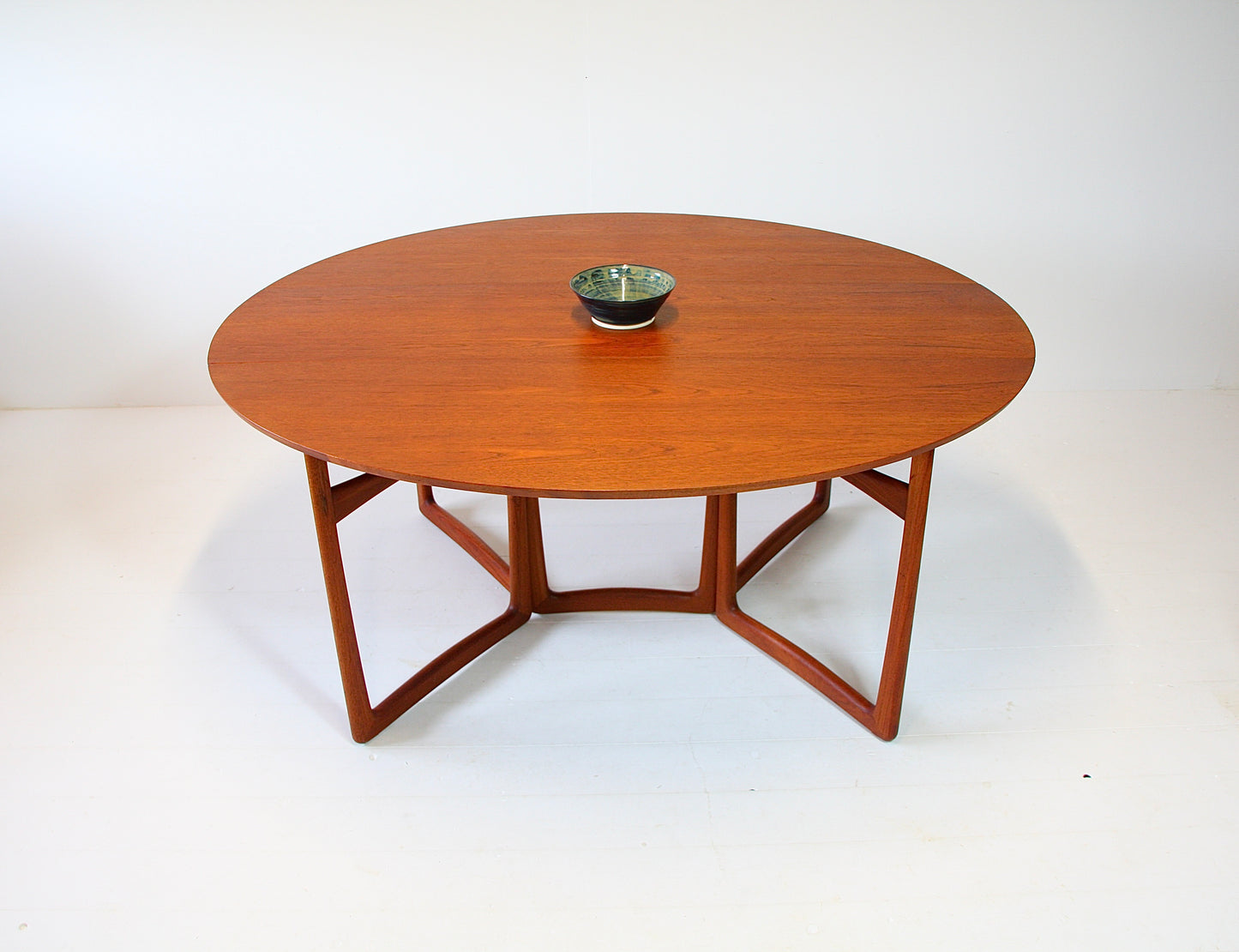 Danish Dining Table by Peter Hvidt & Orla Mølgaard Nielsen - Model 20-59