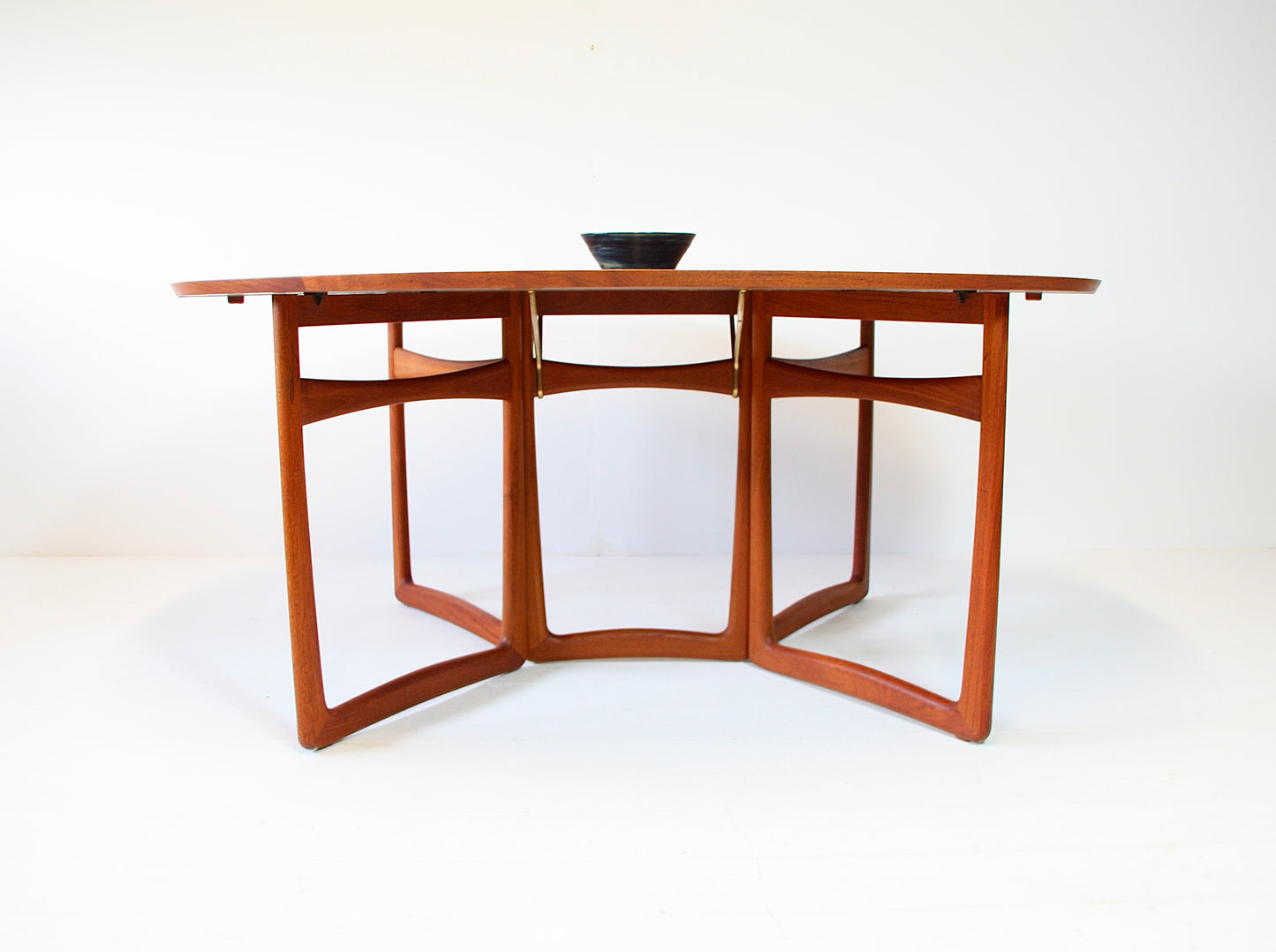 Danish Dining Table by Peter Hvidt & Orla Mølgaard Nielsen - Model 20-59