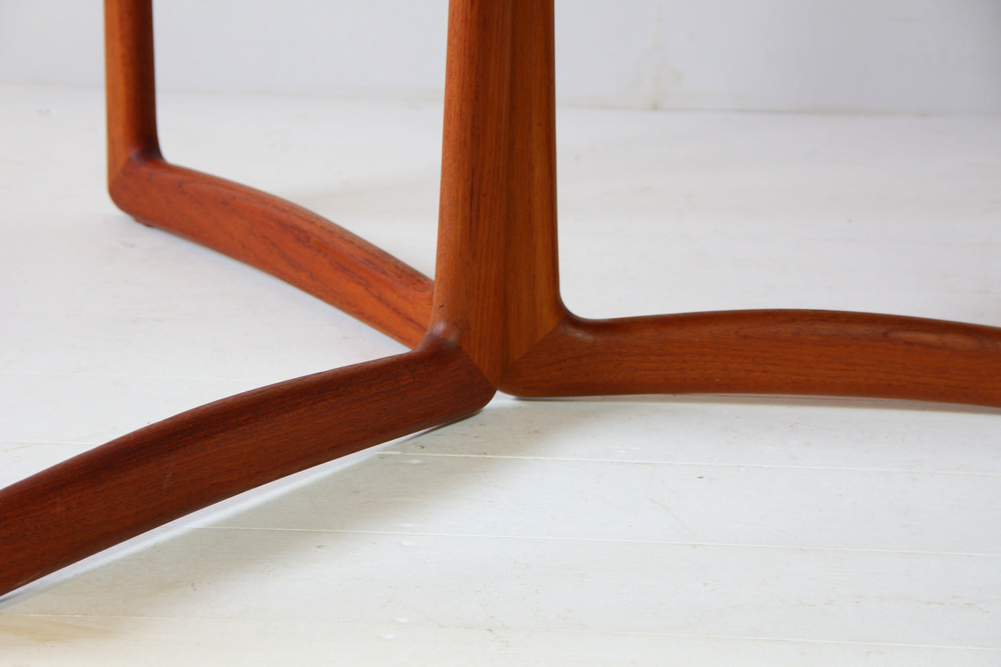 Danish Dining Table by Peter Hvidt & Orla Mølgaard Nielsen - Model 20-59