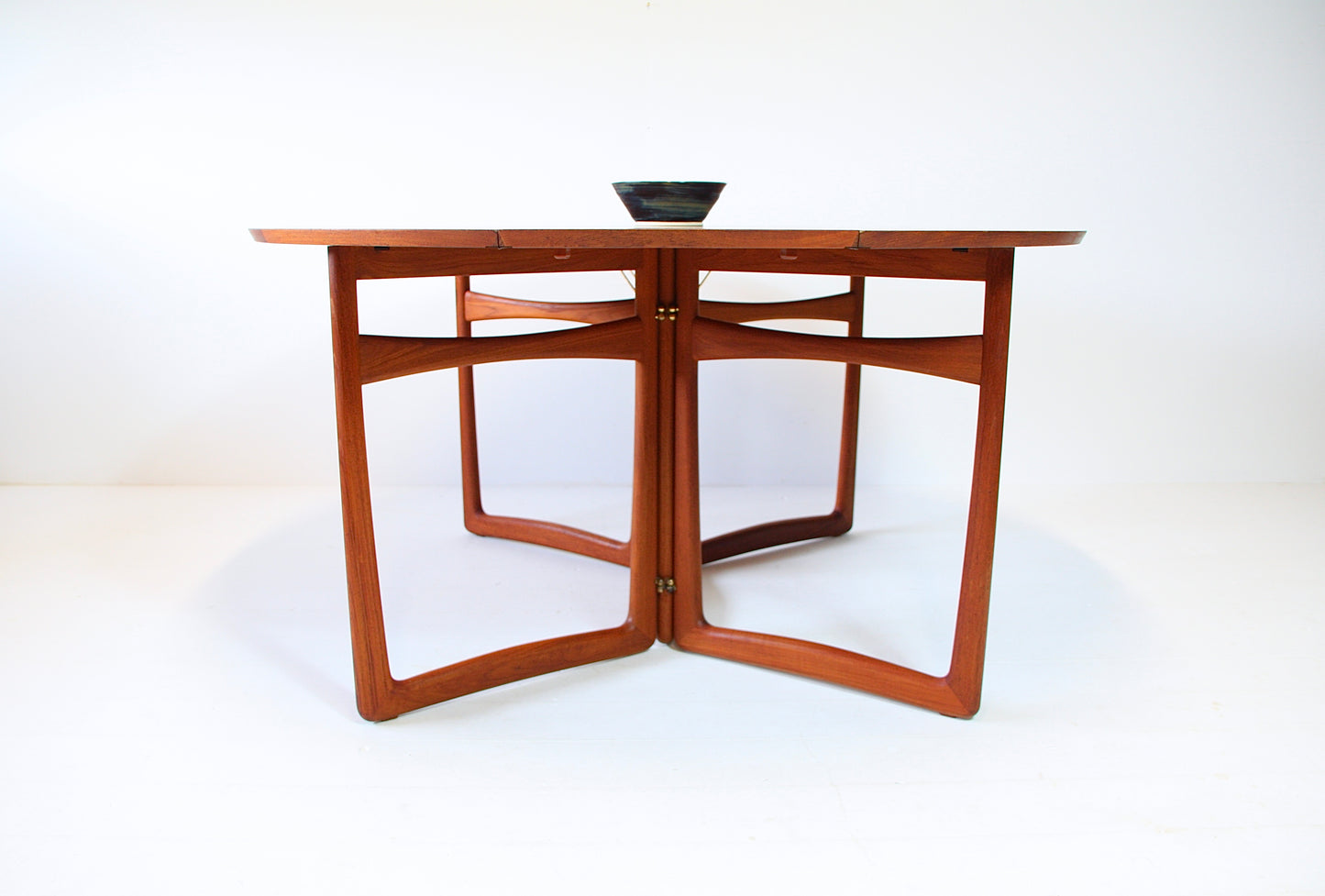 Danish Dining Table by Peter Hvidt & Orla Mølgaard Nielsen - Model 20-59