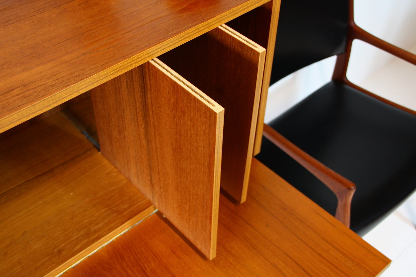 Prebend Sorensen Wall Hung Cabinet - PS System Denmark c.1960