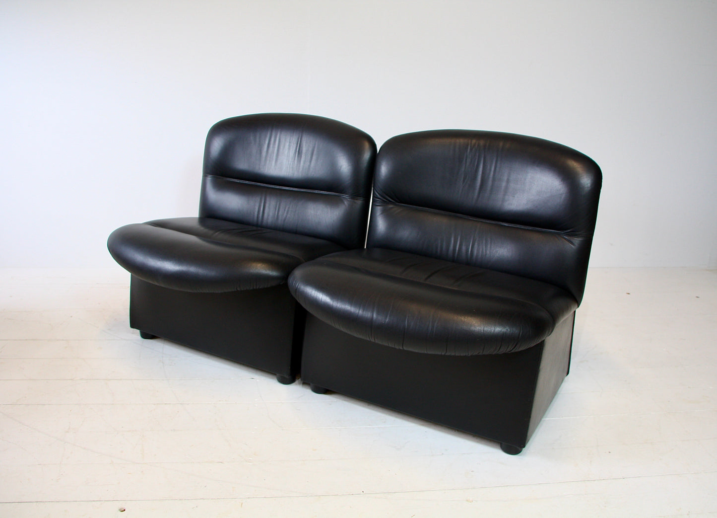 2 Italian Mid Century Leather Lounge Chairs by Vaghi of Italy