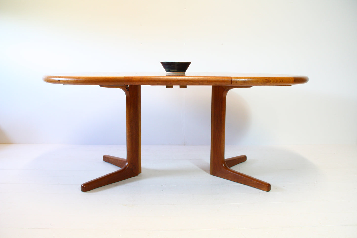 Vintage Danish Extending Dining Table - Teak c.1960