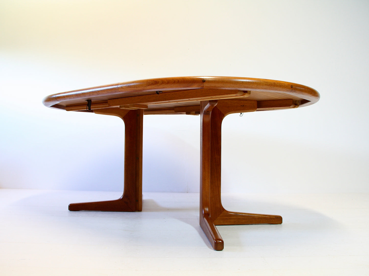 Vintage Danish Extending Dining Table - Teak c.1960