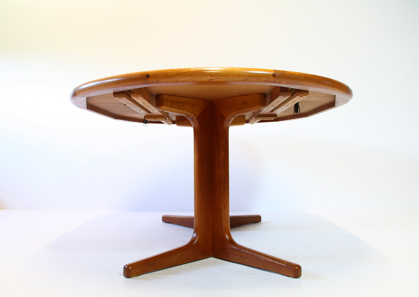 Vintage Danish Extending Dining Table - Teak c.1960