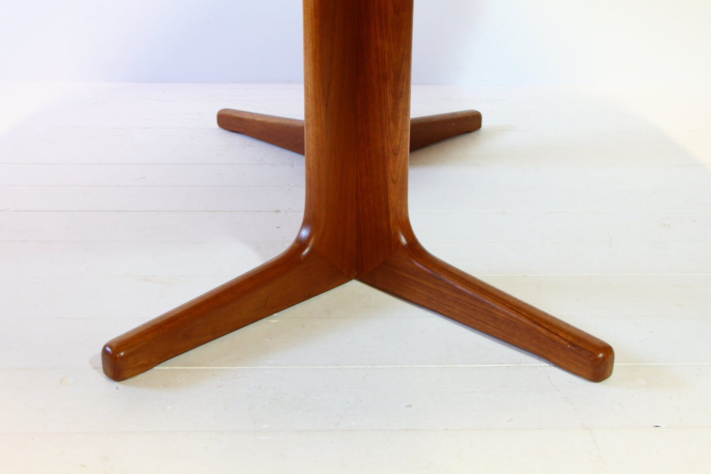 Vintage Danish Extending Dining Table - Teak c.1960