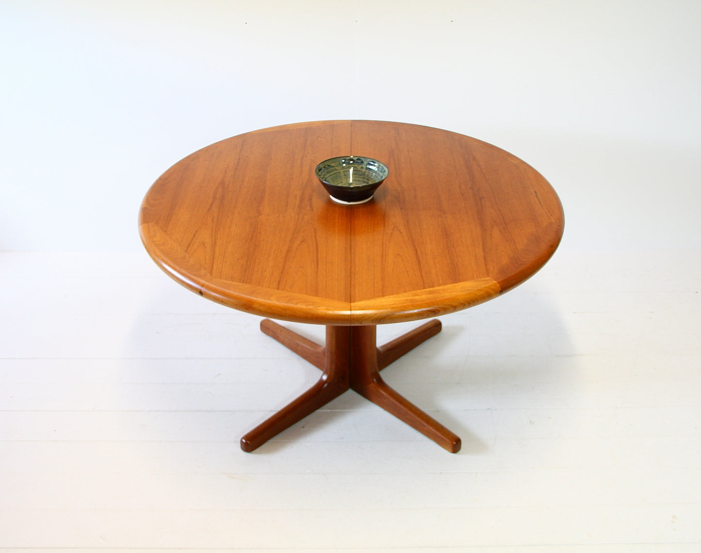Vintage Danish Extending Dining Table - Teak c.1960