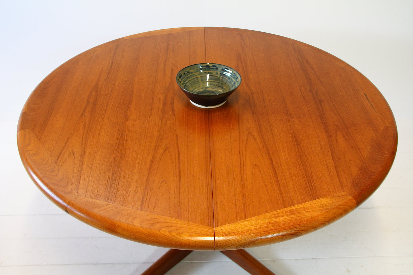 Vintage Danish Extending Dining Table - Teak c.1960