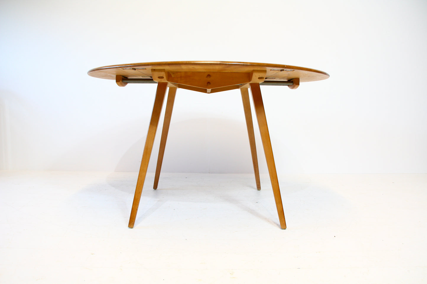 Ercol Model 384 Solid Elm Drop Leaf Dining Table