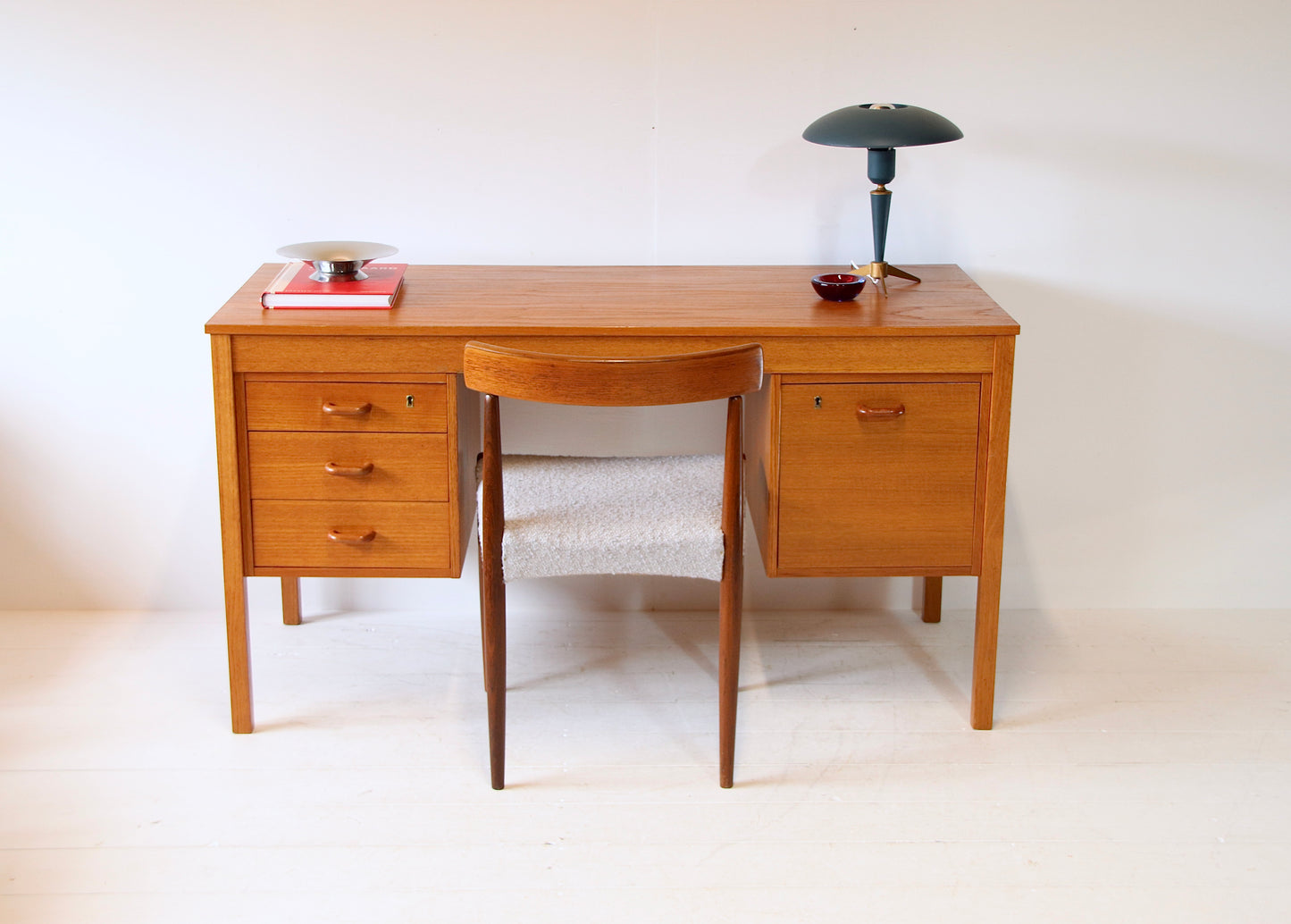 Danish Mid Century Desk by Domino Mobler c.1970
