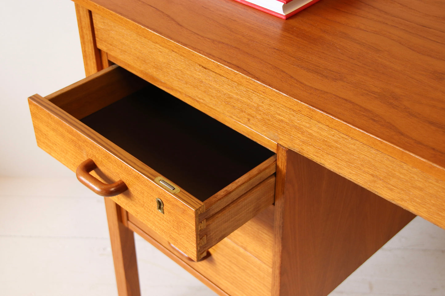 Danish Mid Century Desk by Domino Mobler c.1970