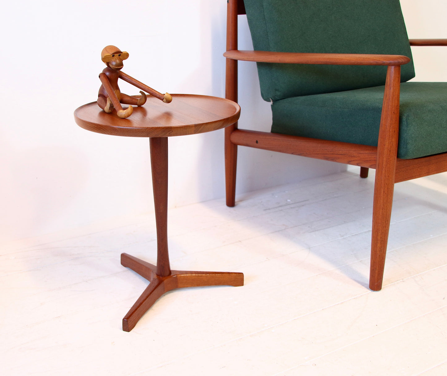 Hans C. Andersen Solid Teak Pedestal Side Table by Artex c.1960