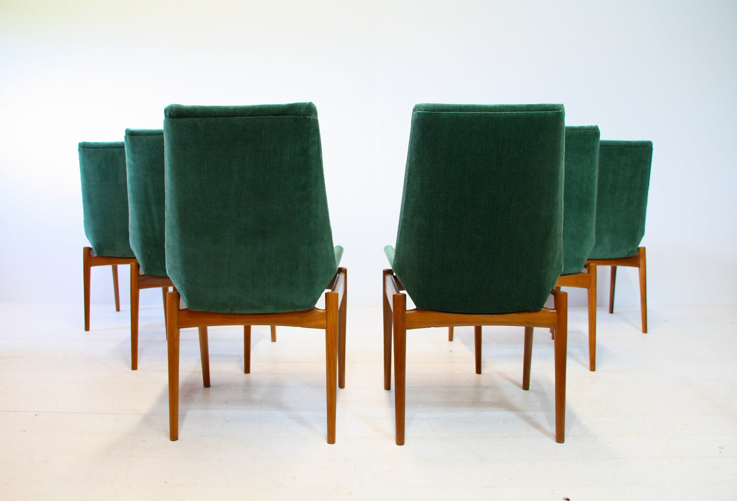 SOLD - 6 Hamilton Dining Chairs by Robert Heritage c.1960