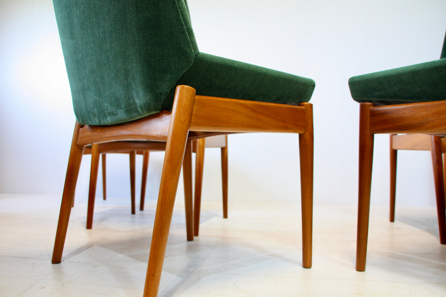 SOLD - 6 Hamilton Dining Chairs by Robert Heritage c.1960