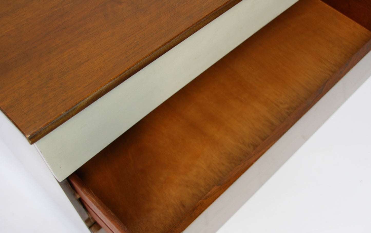 Vintage High Gloss Walnut Drawers by Meredew