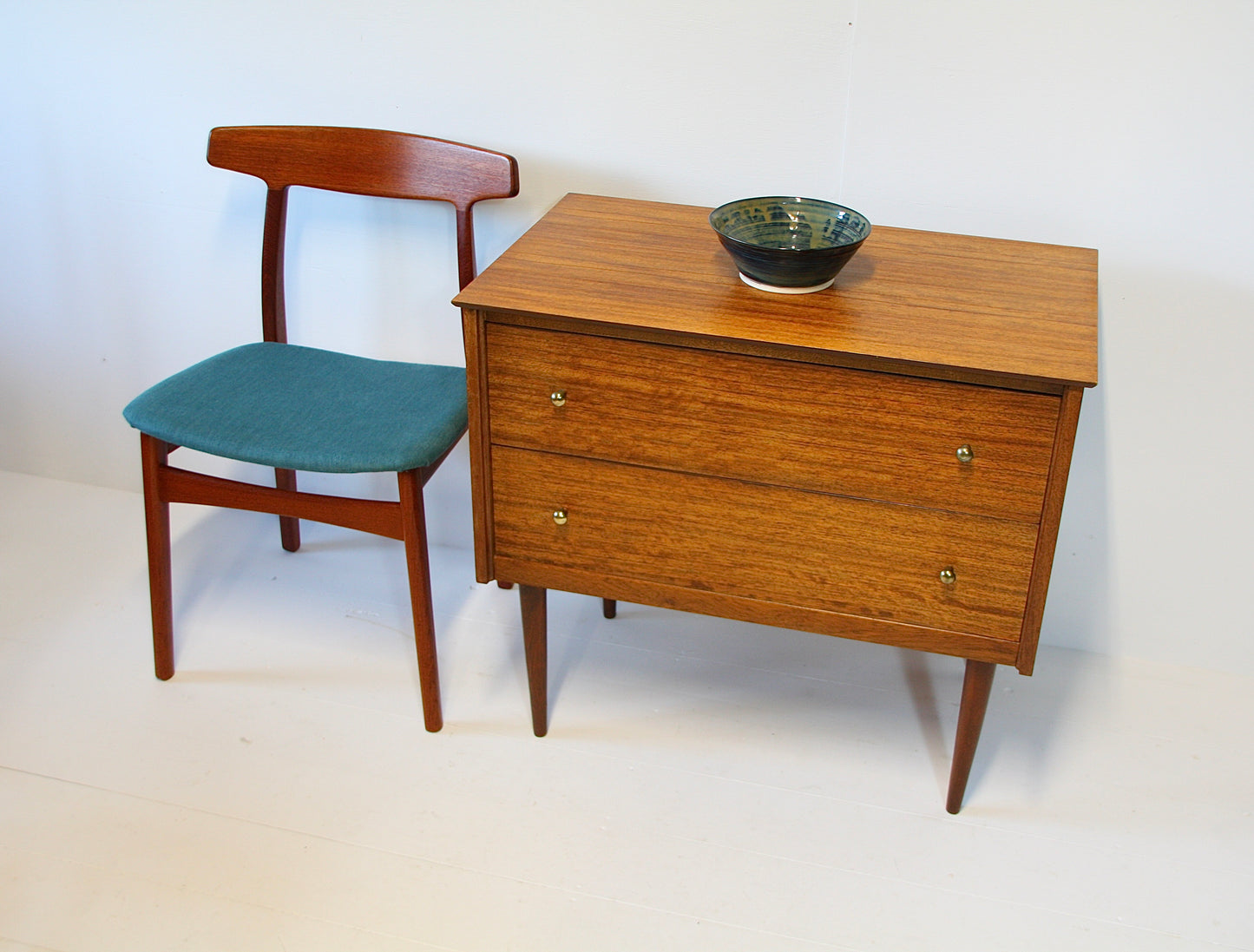 Vintage Chest of Drawers c.1960