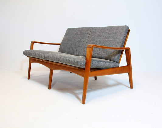 Danish Sofa by Arne Wahl Iversen for Komfort - Teak