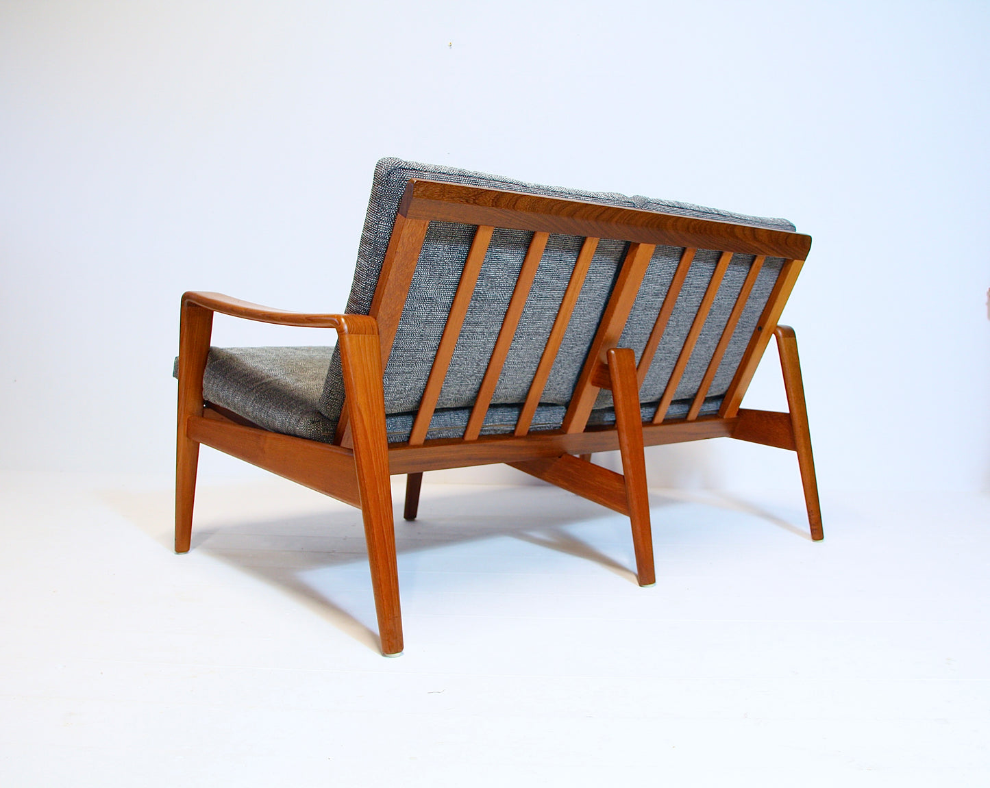 Danish Sofa by Arne Wahl Iversen for Komfort - Teak