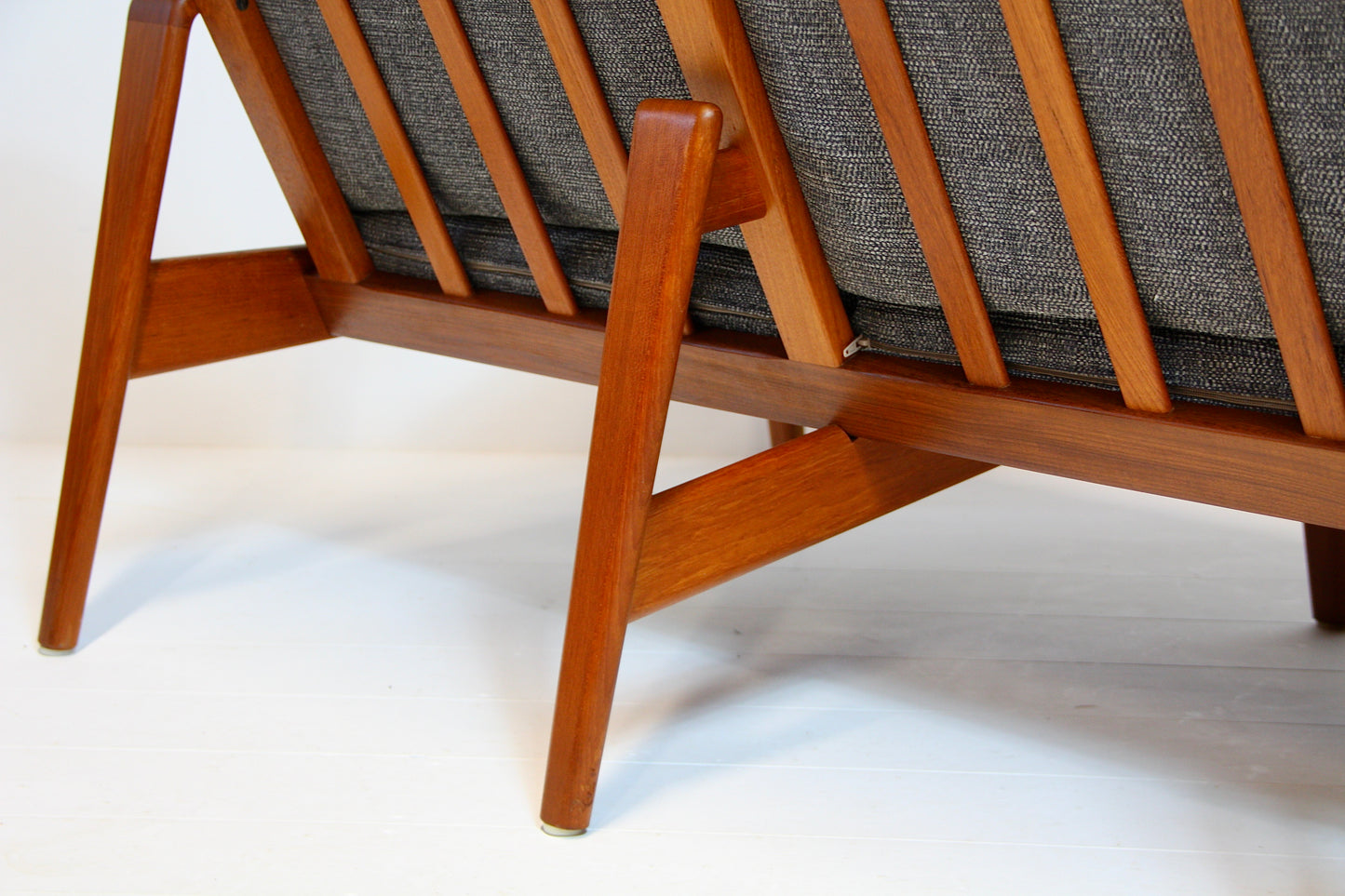 Danish Sofa by Arne Wahl Iversen for Komfort - Teak