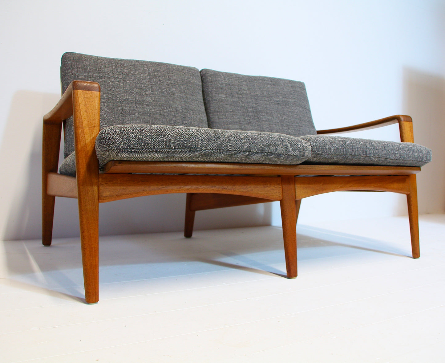 Danish Sofa by Arne Wahl Iversen for Komfort - Teak