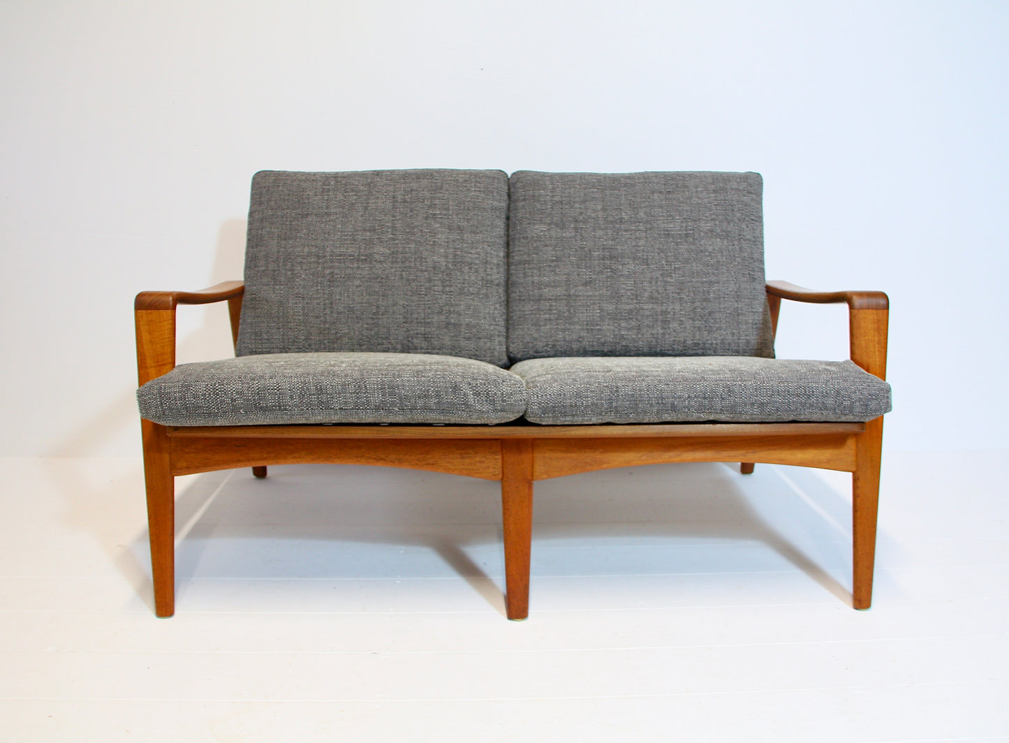 Danish Sofa by Arne Wahl Iversen for Komfort - Teak