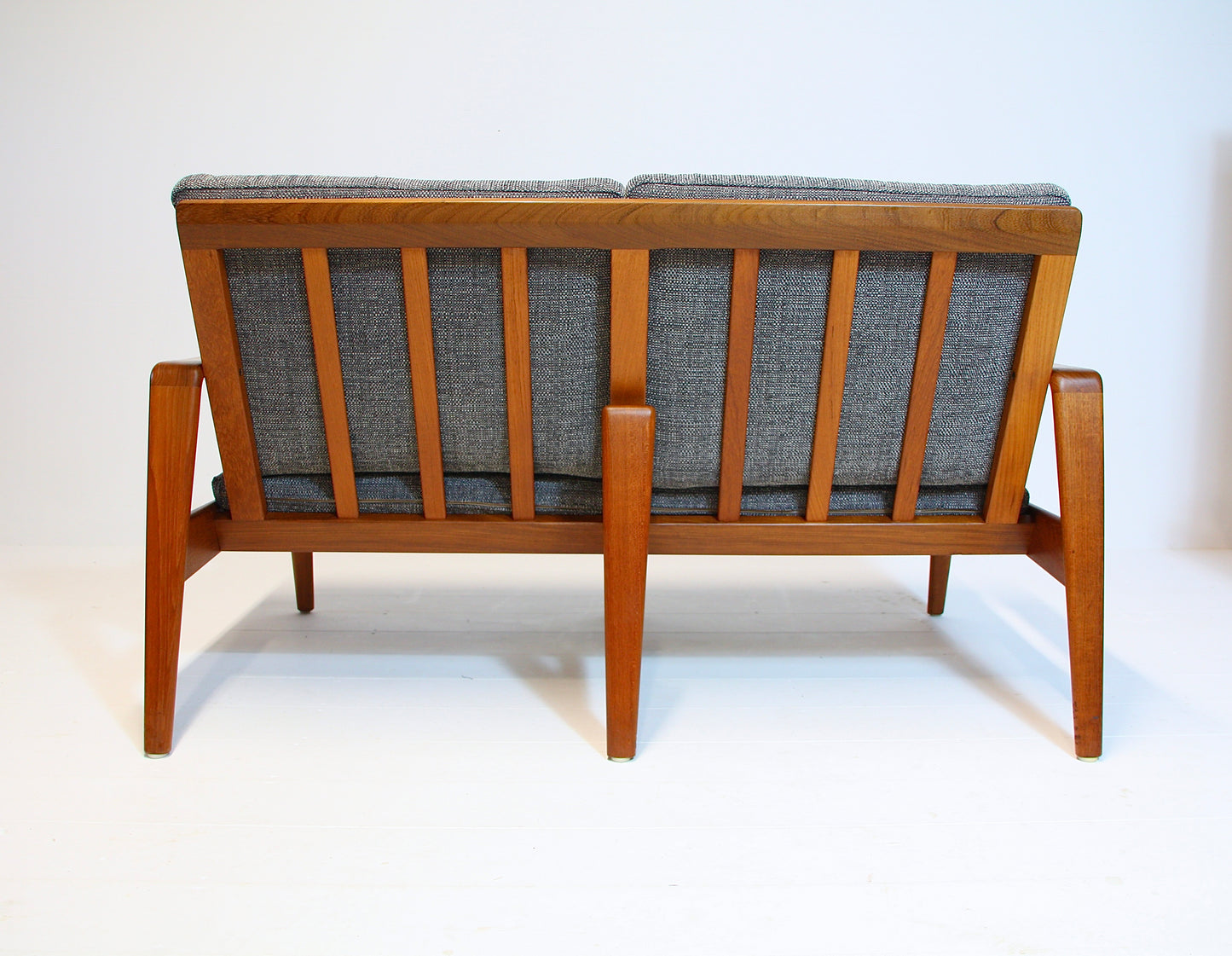 Danish Sofa by Arne Wahl Iversen for Komfort - Teak